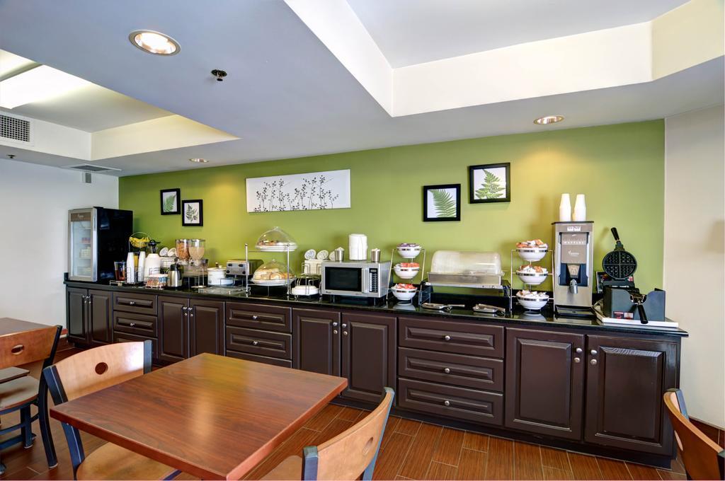 Sleep Inn & Suites Princeton I-77 Екстериор снимка