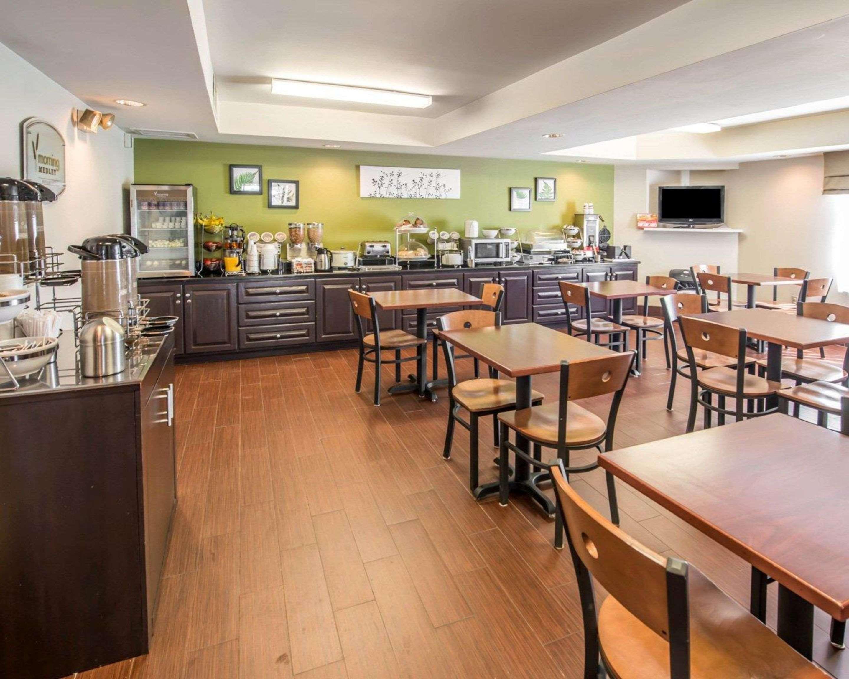 Sleep Inn & Suites Princeton I-77 Екстериор снимка