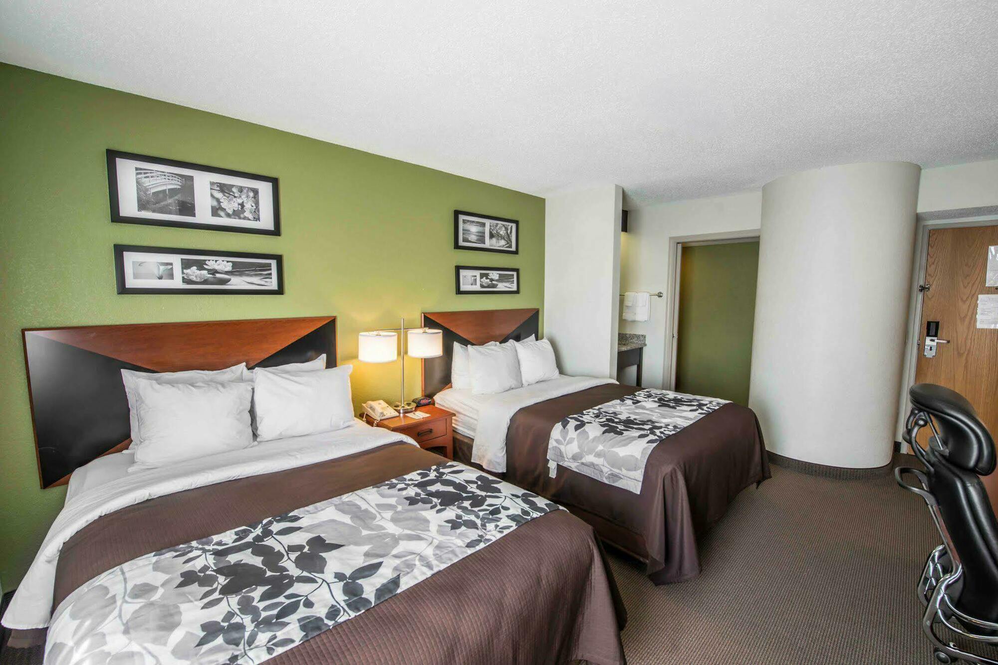 Sleep Inn & Suites Princeton I-77 Екстериор снимка